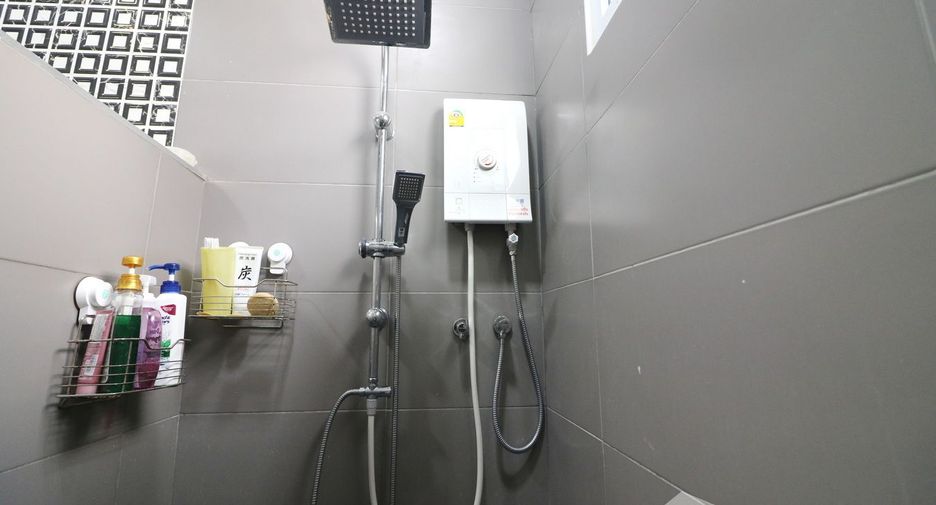 For sale 3 bedrooms house in Mueang Udon Thani, Udon Thani