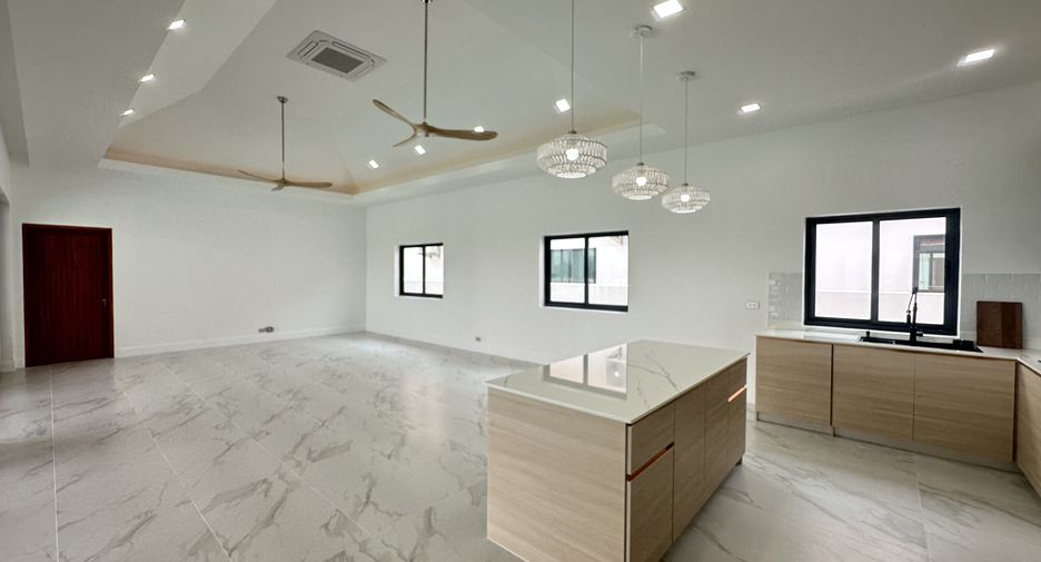 Casa en venta de 4 habitaciones en Hua Hin, Prachuap Khiri Khan