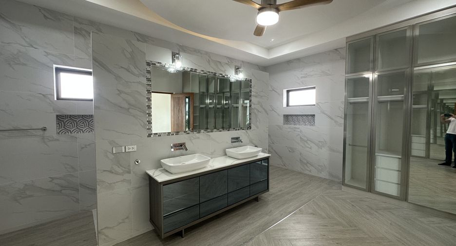 Casa en venta de 4 habitaciones en Hua Hin, Prachuap Khiri Khan