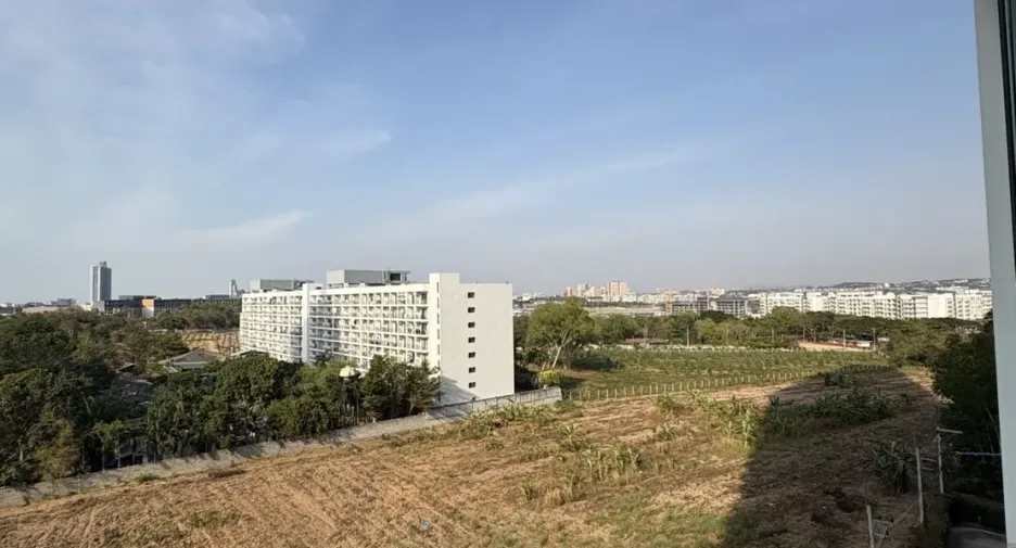 For sale studio condo in Bang Lamung, Chonburi