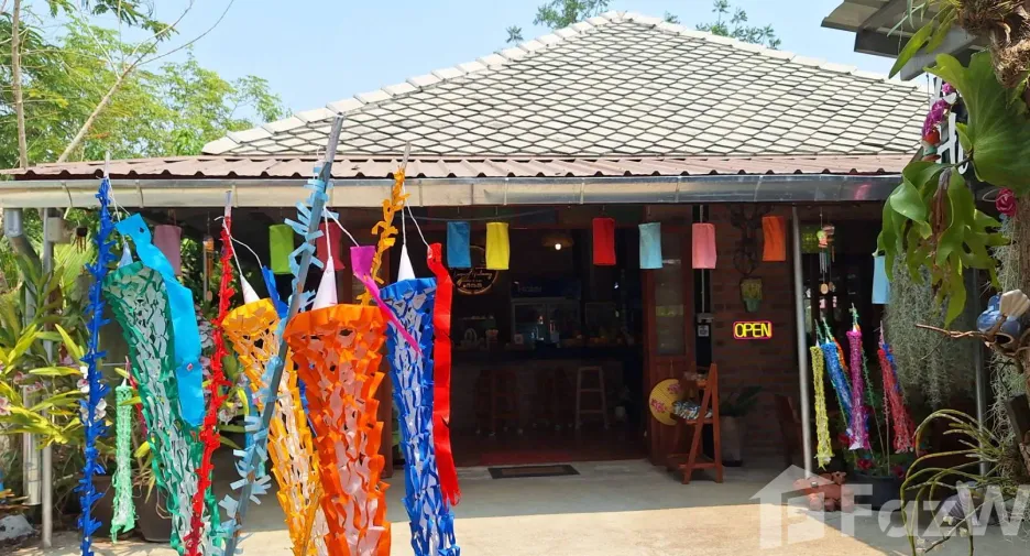 For sale 3 bedrooms hotel in Mueang Lampang, Lampang