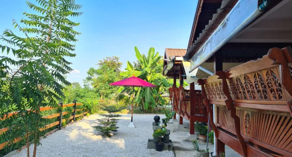 For sale 3 bedrooms hotel in Mueang Lampang, Lampang
