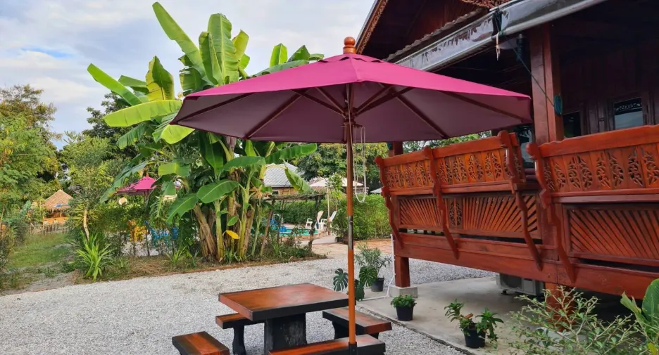 For sale 3 bedrooms hotel in Mueang Lampang, Lampang