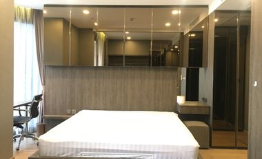 Wohnung zum Kauf und zur Miete mit 1 Zimmer in Bang Rak, Bangkok