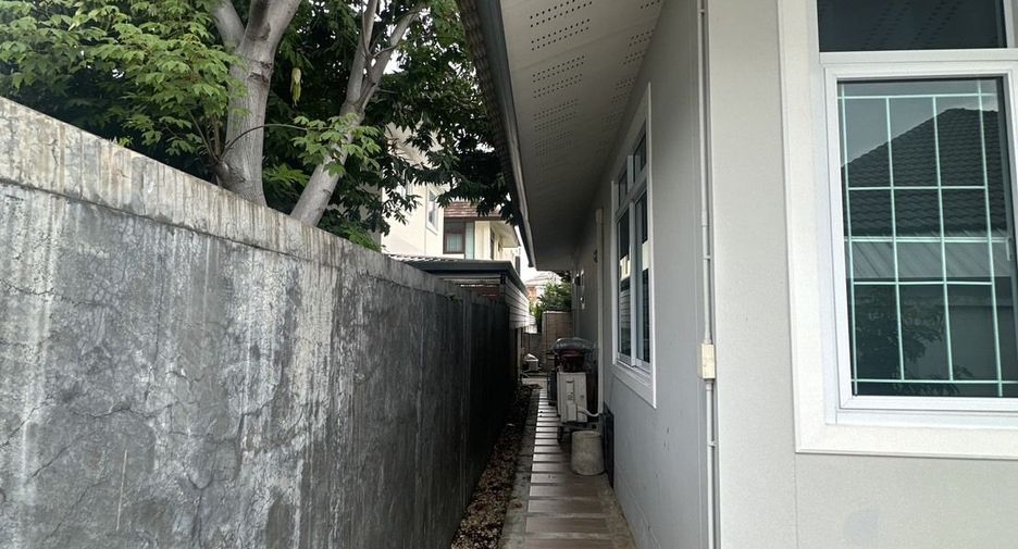 For rent 2 bedrooms house in Mueang Chiang Mai, Chiang Mai