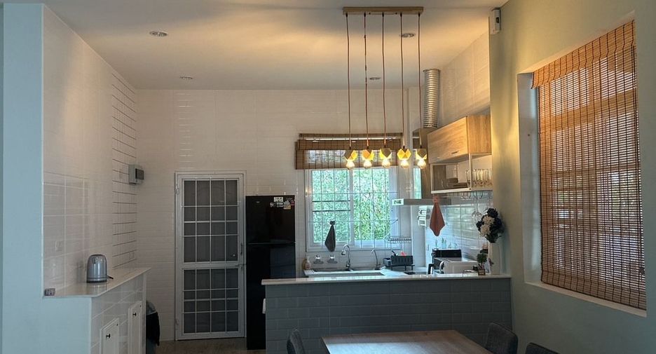 For rent 2 bedrooms house in Mueang Chiang Mai, Chiang Mai