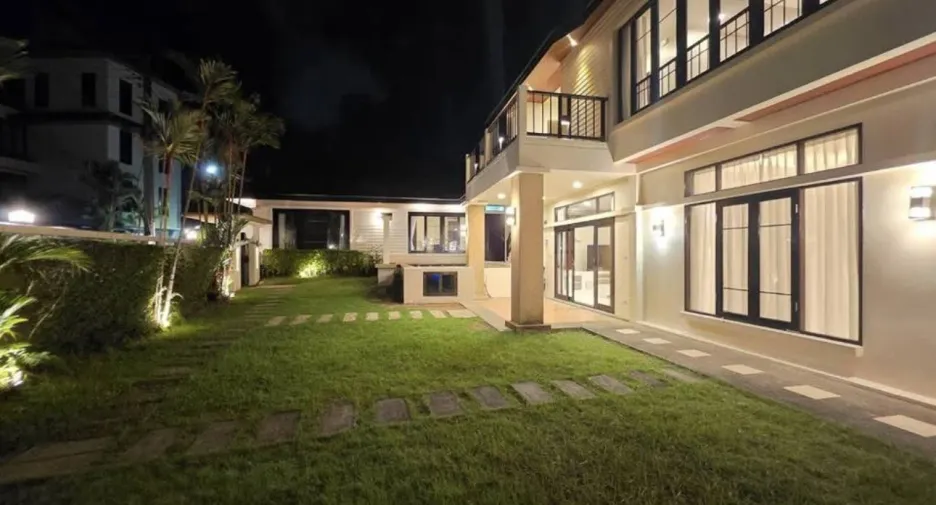 For rent 3 bedrooms house in Mueang Phuket, Phuket