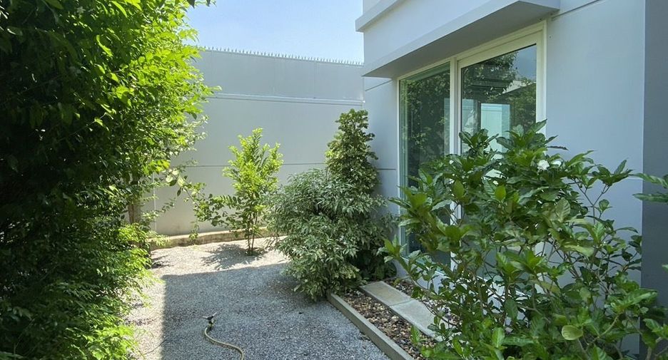 For sale 3 bedrooms house in Mueang Samut Sakhon, Samut Sakhon