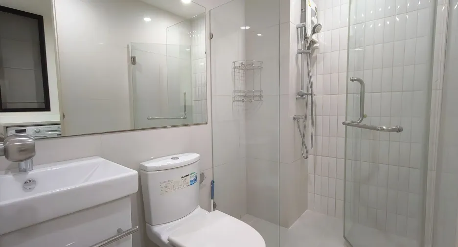 For sale and for rent 2 bedrooms condo in Watthana, Bangkok