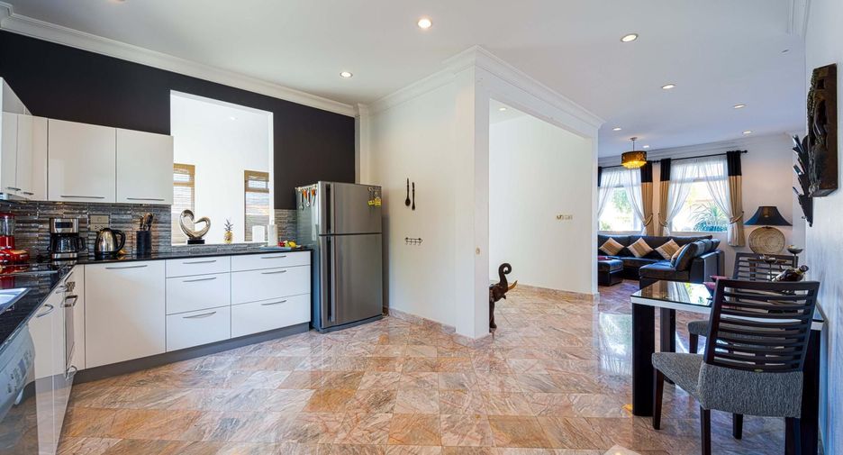 For sale 6 bedrooms villa in Cha Am, Phetchaburi