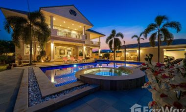 For sale 6 bedrooms villa in Cha Am, Phetchaburi