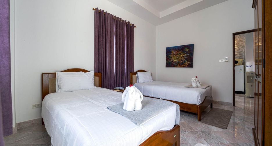 For sale 6 bedrooms villa in Cha Am, Phetchaburi