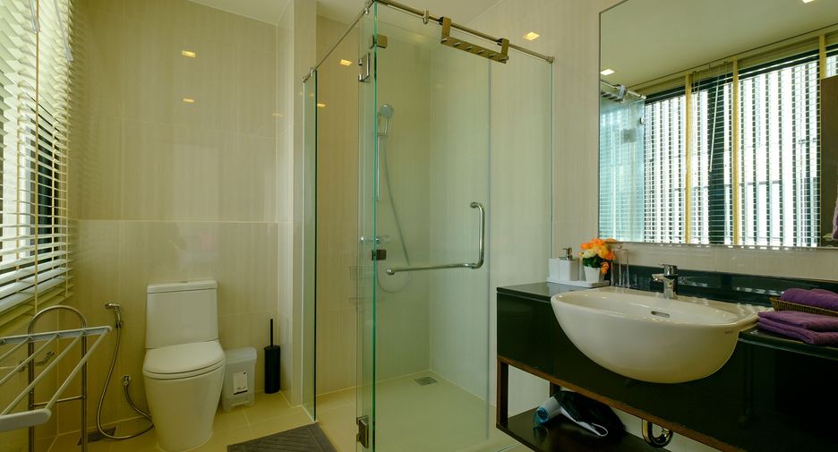 For sale 3 bedrooms townhouse in Thalang, Phuket