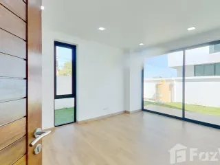 For sale 3 bedrooms house in San Kamphaeng, Chiang Mai