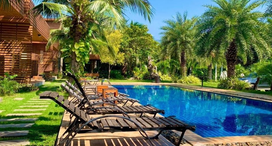For sale 14 bedrooms retail Space in Pran Buri, Prachuap Khiri Khan
