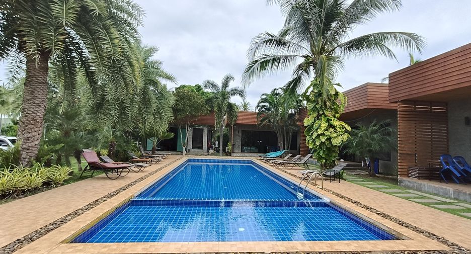 For sale 14 bedrooms retail Space in Pran Buri, Prachuap Khiri Khan