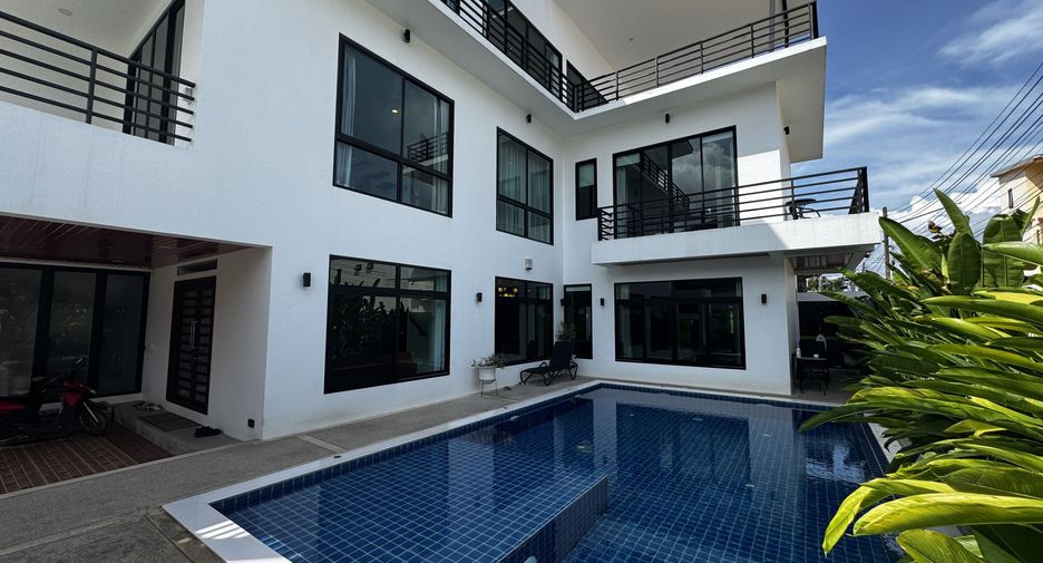 For sale 5 bedrooms villa in Mueang Phuket, Phuket