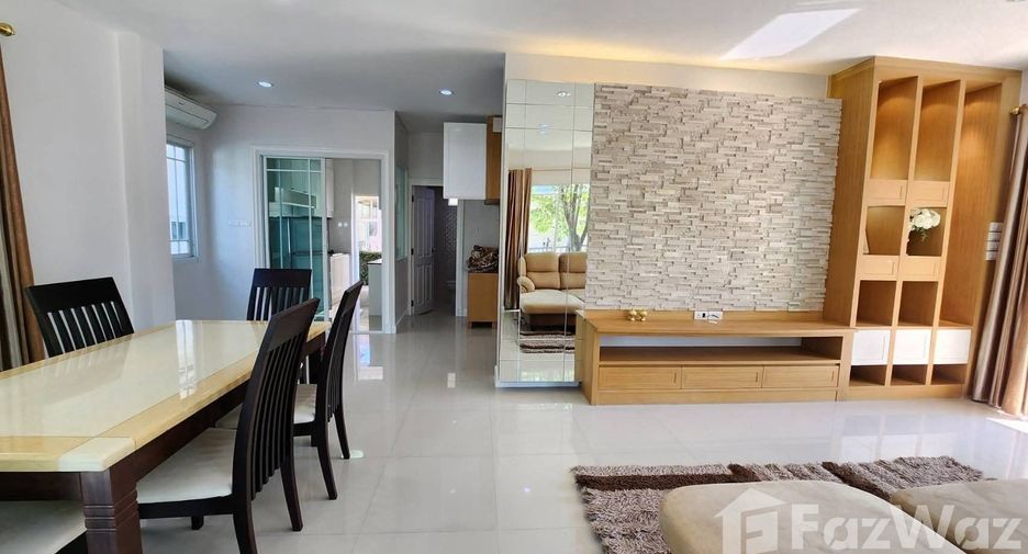 For rent 3 bedrooms house in Mueang Chiang Mai, Chiang Mai