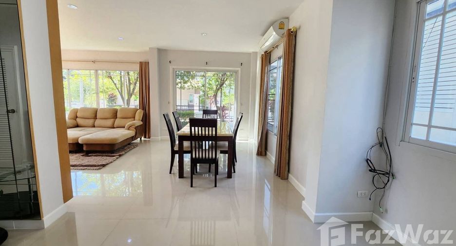 For rent 3 bedrooms house in Mueang Chiang Mai, Chiang Mai