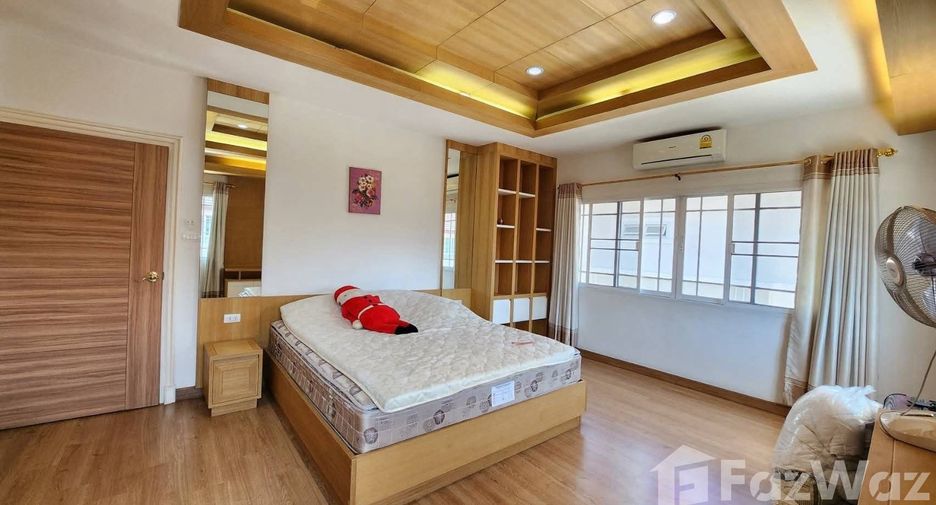 For rent 3 bedrooms house in Mueang Chiang Mai, Chiang Mai