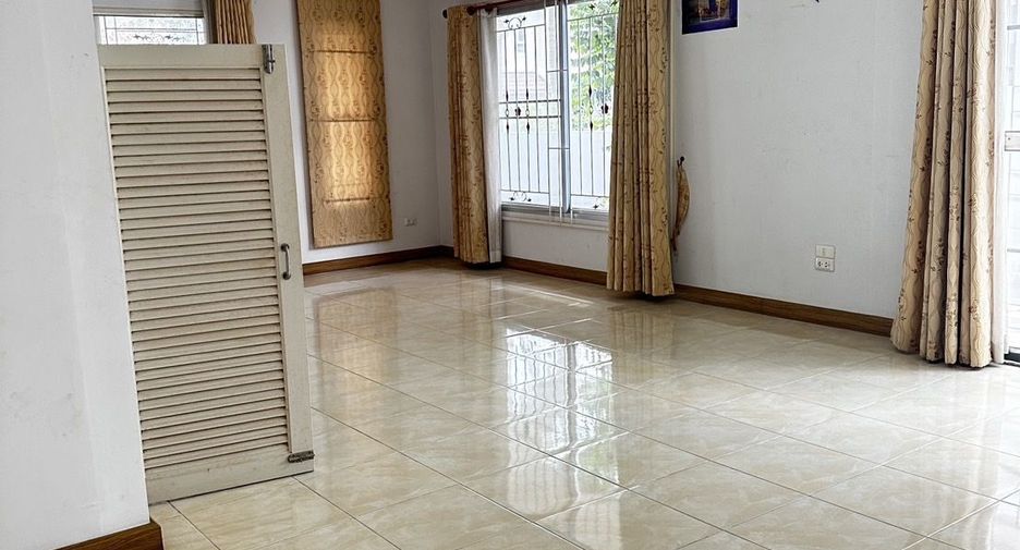 À vendre 3 chambres maison à Bang Lamung, Chonburi