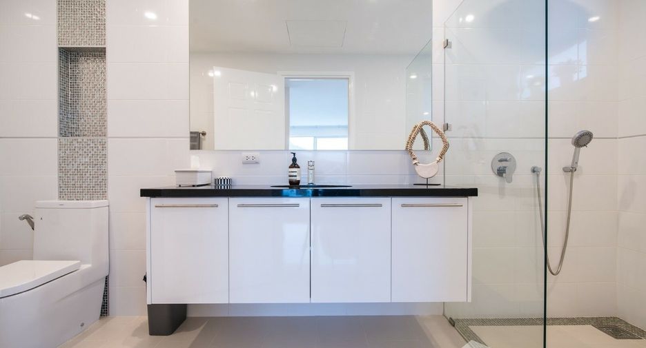 À vendre 4 chambres villa à Hua Hin, Prachuap Khiri Khan