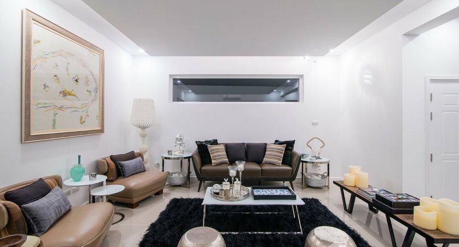 À vendre 4 chambres villa à Hua Hin, Prachuap Khiri Khan