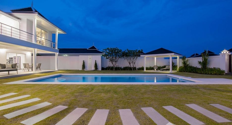 À vendre 4 chambres villa à Hua Hin, Prachuap Khiri Khan
