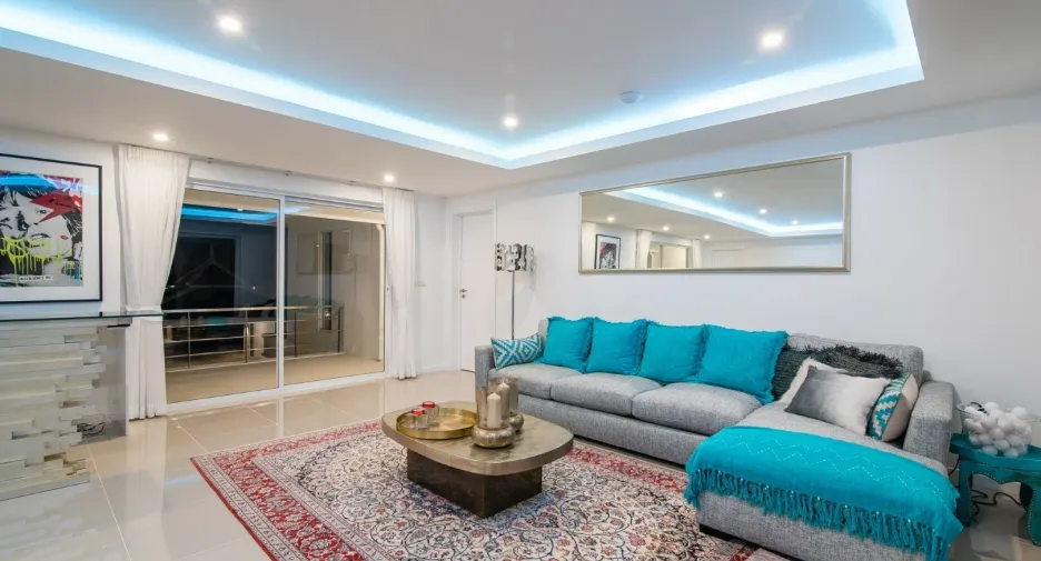 À vendre 4 chambres villa à Hua Hin, Prachuap Khiri Khan