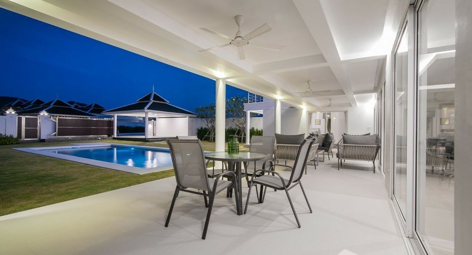 À vendre 4 chambres villa à Hua Hin, Prachuap Khiri Khan