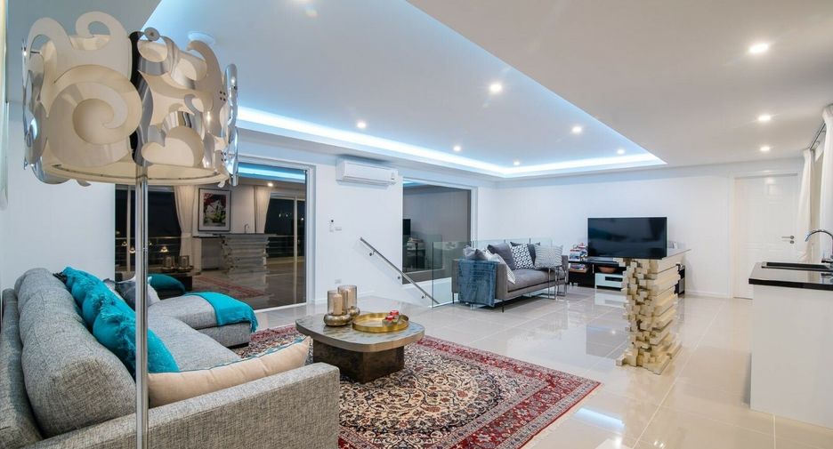 À vendre 4 chambres villa à Hua Hin, Prachuap Khiri Khan