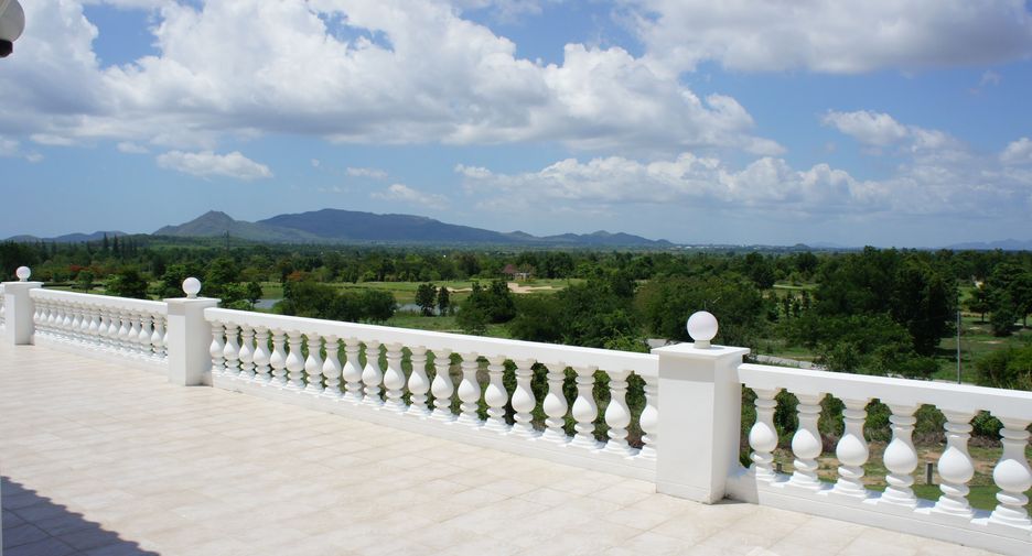 For sale 10 bedrooms villa in Cha Am, Phetchaburi