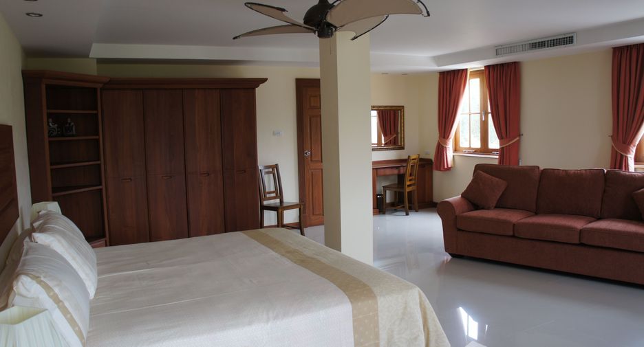 For sale 10 bedrooms villa in Cha Am, Phetchaburi