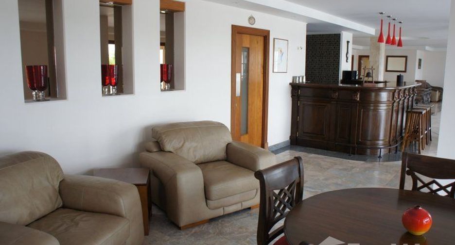 For sale 10 bedrooms villa in Cha Am, Phetchaburi