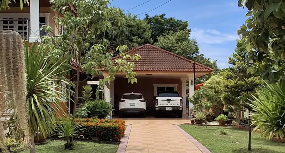 Villa en venta de 3 habitaciones en Ban Chang, Rayong