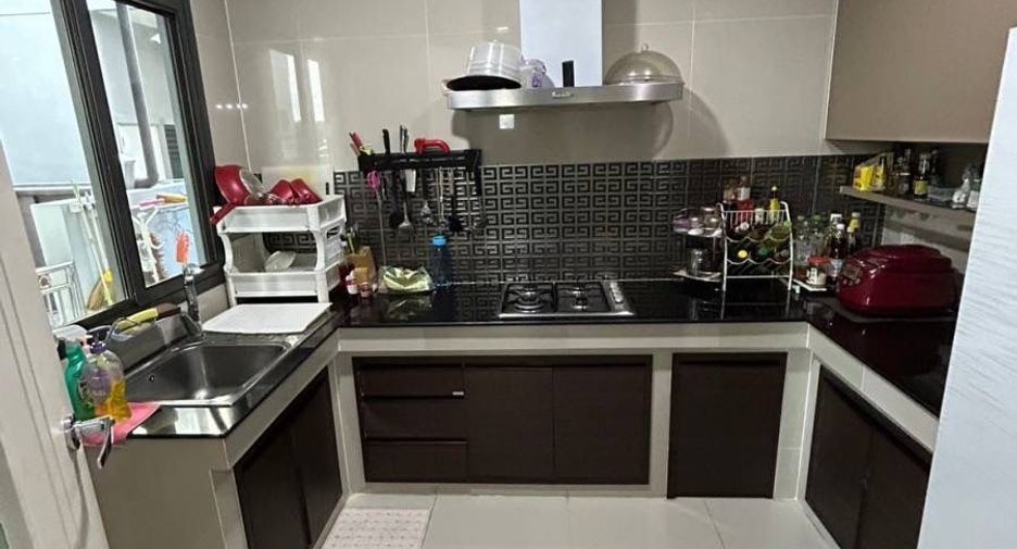 Продажа и аренда 4 спальни дом в Буенг Кум, Бангкок