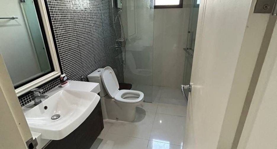 Продажа и аренда 4 спальни дом в Буенг Кум, Бангкок