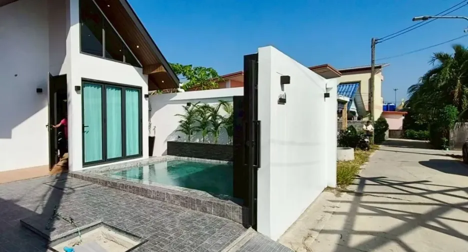 For sale 1 bed villa in Mueang Phuket, Phuket