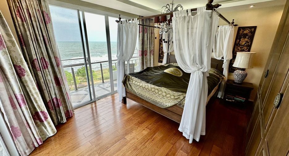 For sale 3 bedrooms condo in Pran Buri, Prachuap Khiri Khan