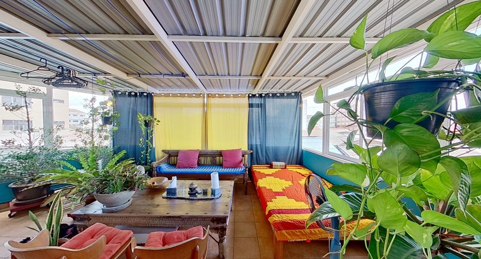 For sale 2 bedrooms townhouse in Hua Hin, Prachuap Khiri Khan