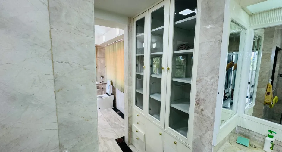 For sale 8 ベッドルーム house in Bang Lamung, Chonburi