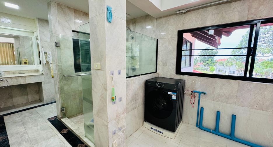 For sale 8 ベッドルーム house in Bang Lamung, Chonburi