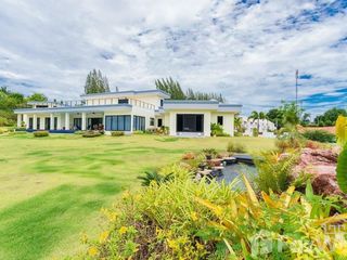For sale 5 bedrooms villa in Hua Hin, Prachuap Khiri Khan