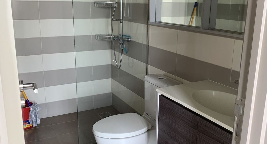 For sale 1 bed condo in Watthana, Bangkok