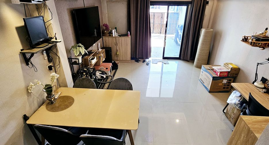 ขาย และ ให้เช่า 2 ห้องนอน ทาวน์เฮ้าส์ ใน เมืองเชียงราย, เชียงราย
