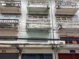 出售 3 卧室 联排别墅 在 Bang Khun Thian, 曼谷