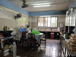出售 3 卧室 联排别墅 在 Bang Khun Thian, 曼谷