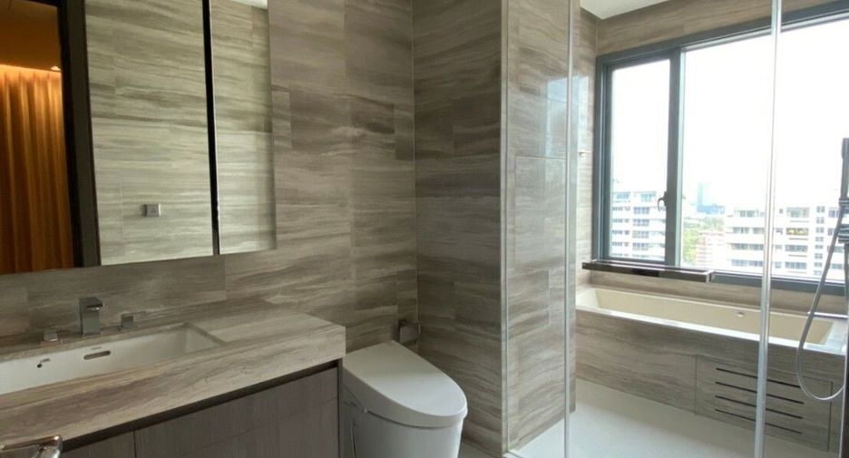 Wohnung zum Kauf und zur Miete mit 2 Zimmer in Khlong Toei, Bangkok