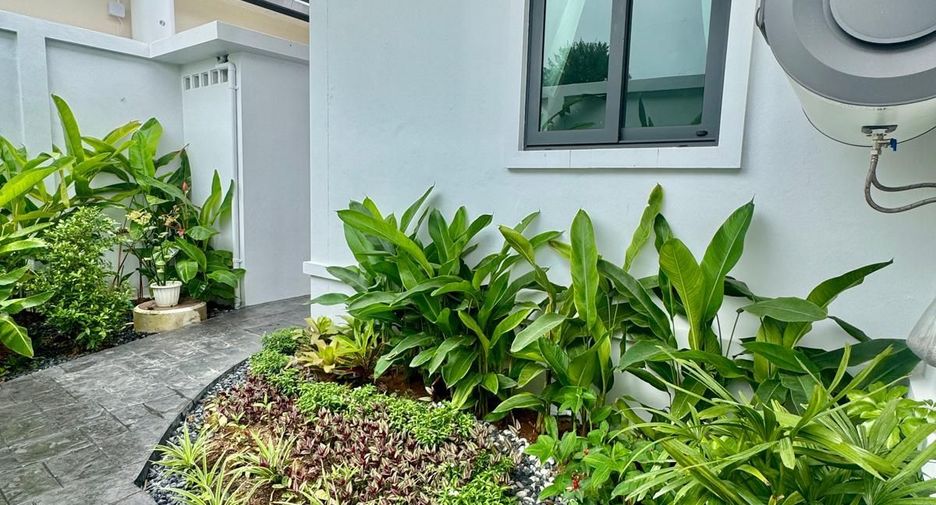 For sale 4 bedrooms villa in Thalang, Phuket