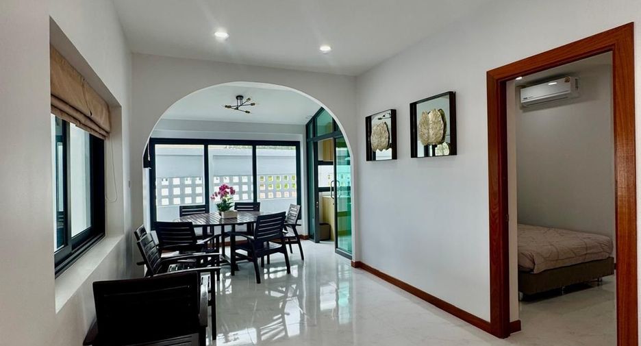 For sale 4 bedrooms villa in Thalang, Phuket